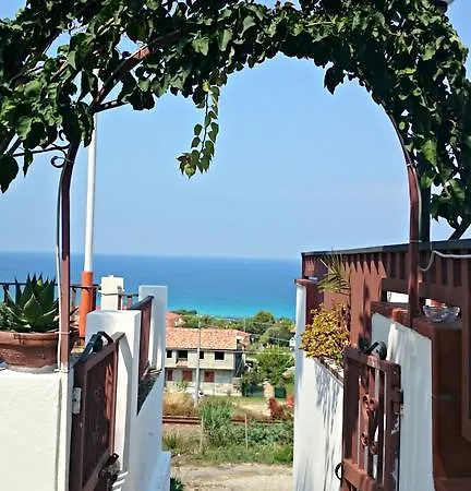 San Carlo - Terrazzo Sul Mare Con Ristorante E Pizzeria 3* Zambrone