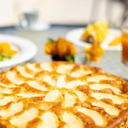 San Carlo - Terrazzo Sul Mare Con Ristorante E Pizzeria