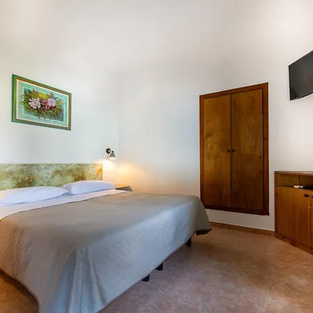 San Carlo - Terrazzo Sul Mare Con Ristorante E Pizzeria B&B