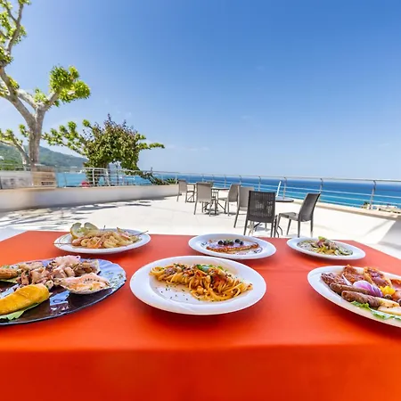 San Carlo - Terrazzo Sul Mare Con Ristorante E Pizzeria Bed & Breakfast Zambrone