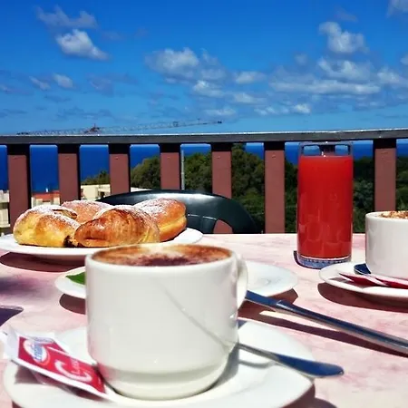 Nocleg ze śniadaniem San Carlo - Terrazzo Sul Mare Con Ristorante E Pizzeria Zambrone