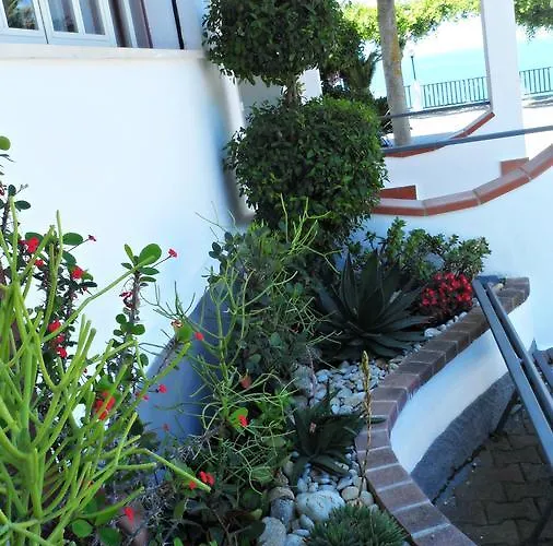 San Carlo - Terrazzo Sul Mare Con Ristorante E Pizzeria 3* 赞布隆内